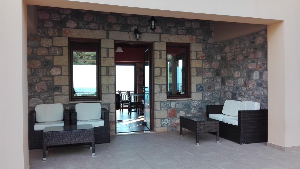 Villa Cazala โมเน็มวาซี ภายนอก รูปภาพ